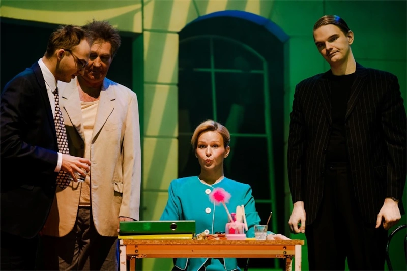 Спектакль «Носороги» режиссера Марка Розовского