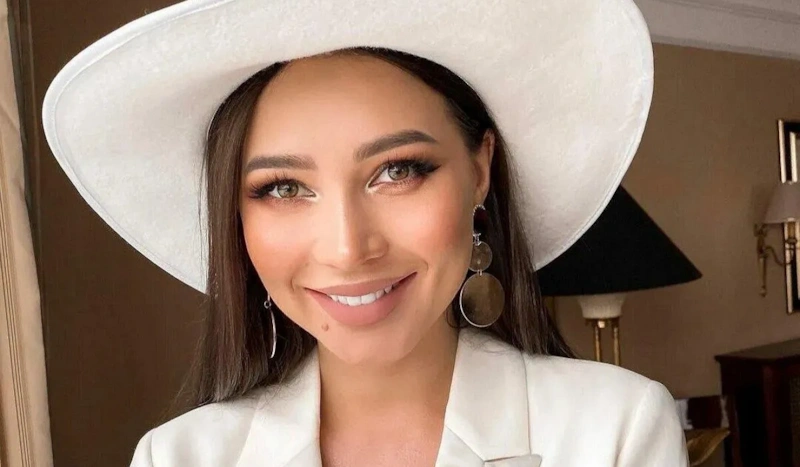 Выписку Лерчек и младенца экстренно отменили Выписку Лерчек и младенца экстренно отменили