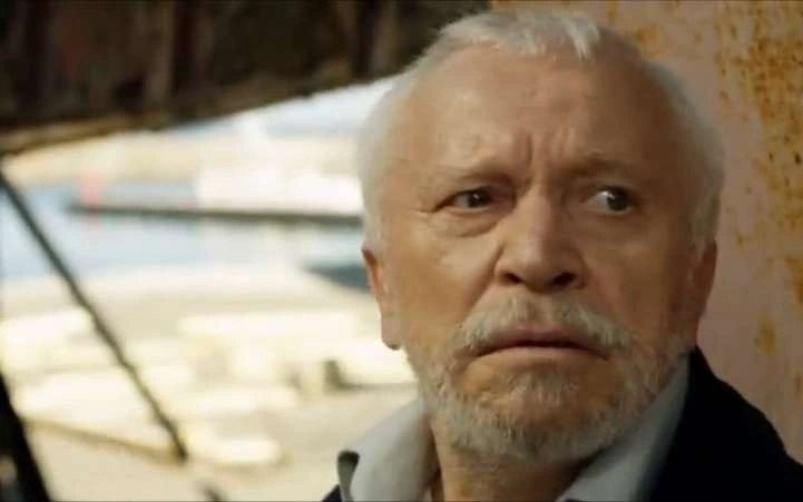 Виллен Новак в сериале «Пляж»