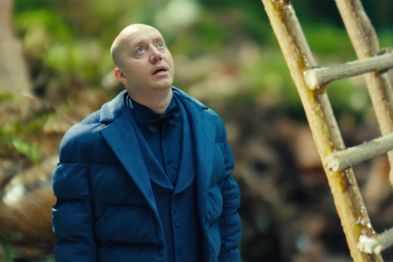 Сергей Бурунов в фильме «Алиса в Стране чудес»