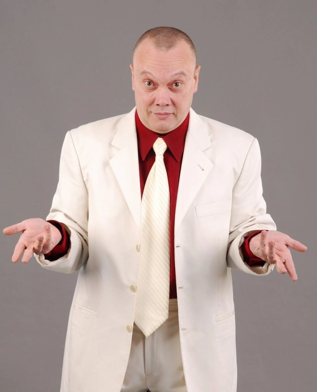 Актер «Маски-шоу» Владимир Комаров