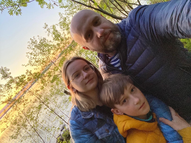 Виталий Коваленко с детьми