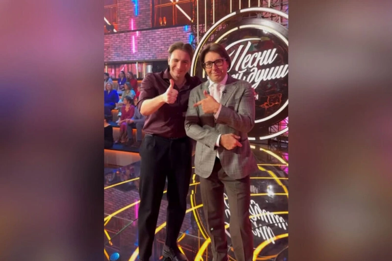 Илья Абрамов в шоу Малахова «Песни для души»