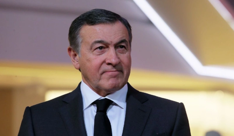 Араз Агаларов развелся и женился на 26-летней Алене Араз Агаларов развелся и женился на 26-летней Алене