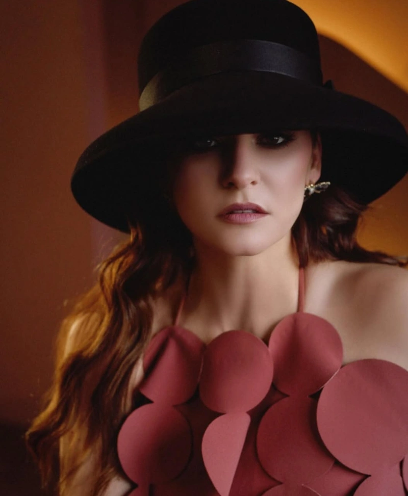 Глафира Тарханова в шляпке Глафира Тарханова в шляпке