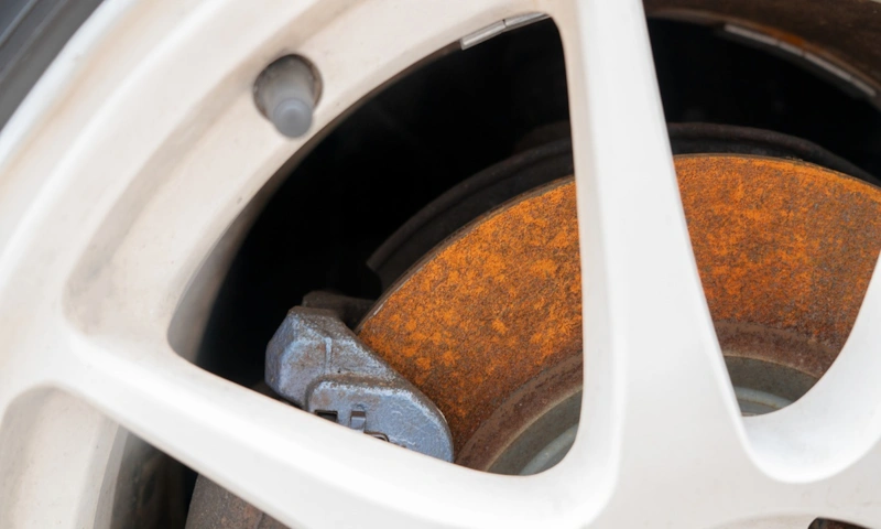 Тормозные диски: тревожная ржавчина