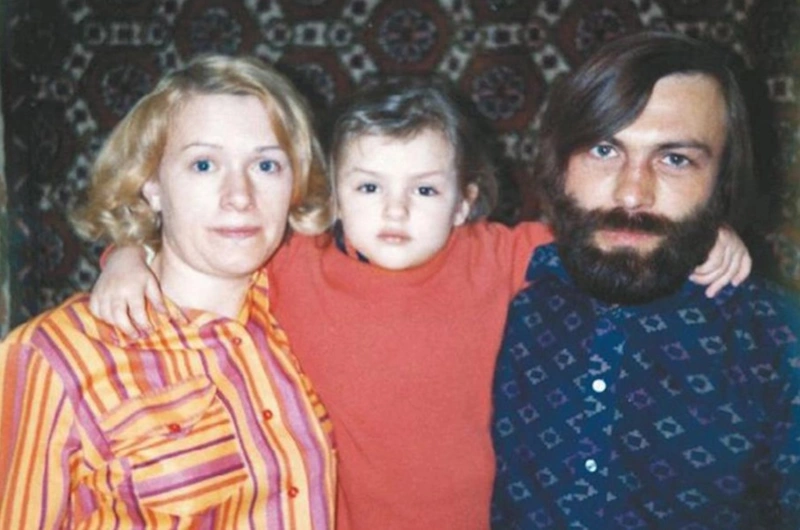 Леонид Непомнящий и Валентина Талызина с дочерью Ксенией