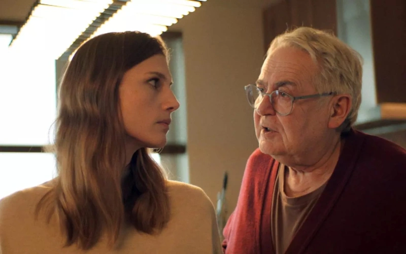 Актеры сериала «Мамонты» 