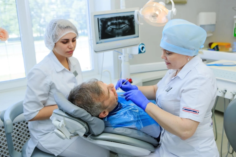 Скрытая угроза зубам: опасность камня