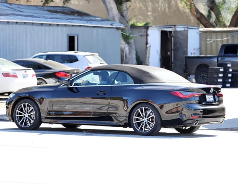 Бритни Спирс скрывалась от полицейской погони на черном кабриолете