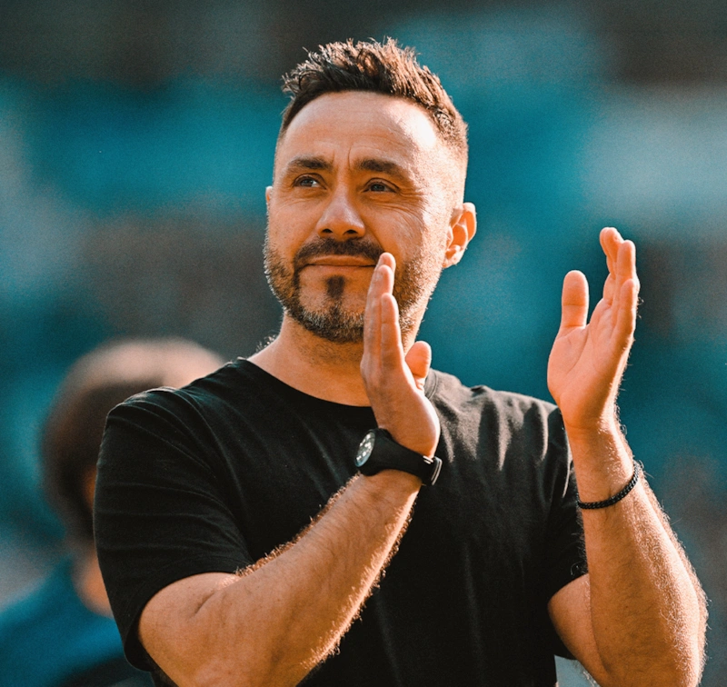 Главный тренер «Тоттенхэм Хотспур» Роберто Де Дзерби 