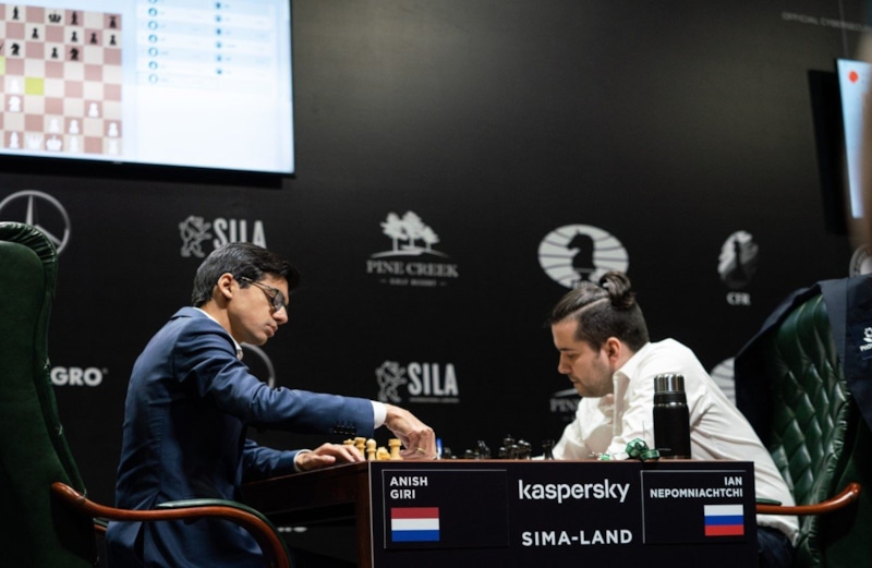 Аниш Гири и Ян Непомнящий