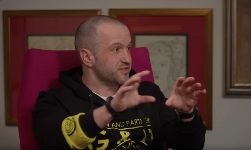 Бизнесмен Эрик Гафаров из Набережных Челнов, создавший финансовую пирамиду Бизнесмен Эрик Гафаров из Набережных Челнов, создавший финансовую пирамиду