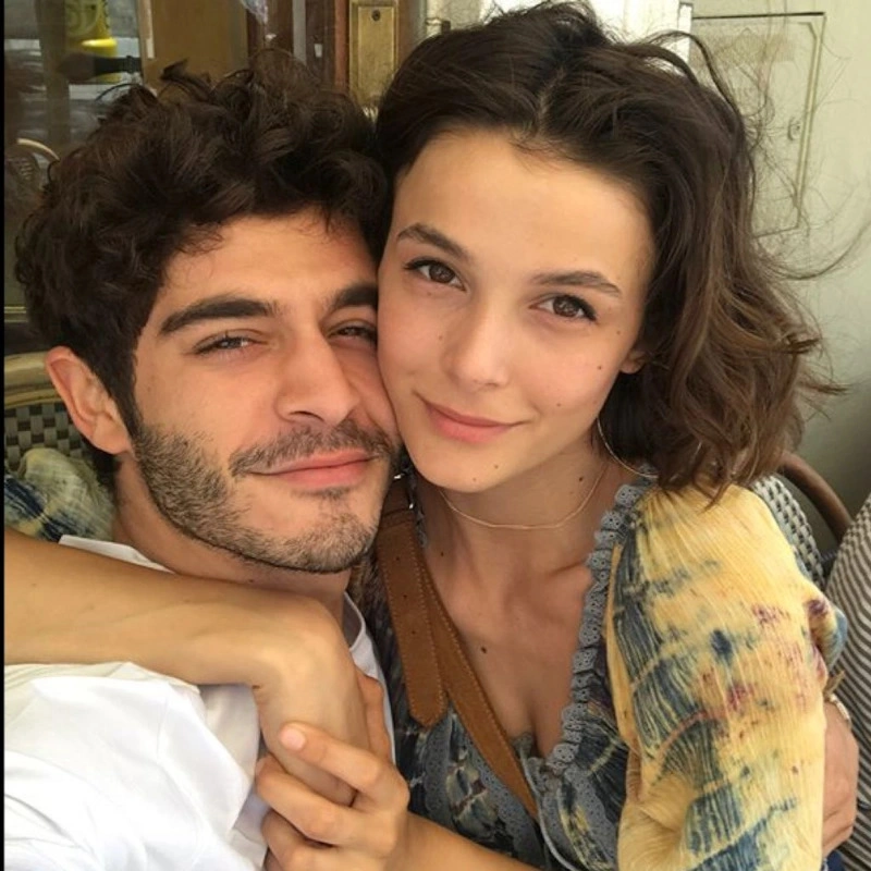 Бурак Дениз и Бушра Девели