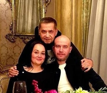 Павел Расторгуев с отцом Николаем Расторгуевым