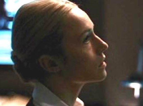 Сара Голдберг в фильме «Темный рыцарь: Возрождение легенды»