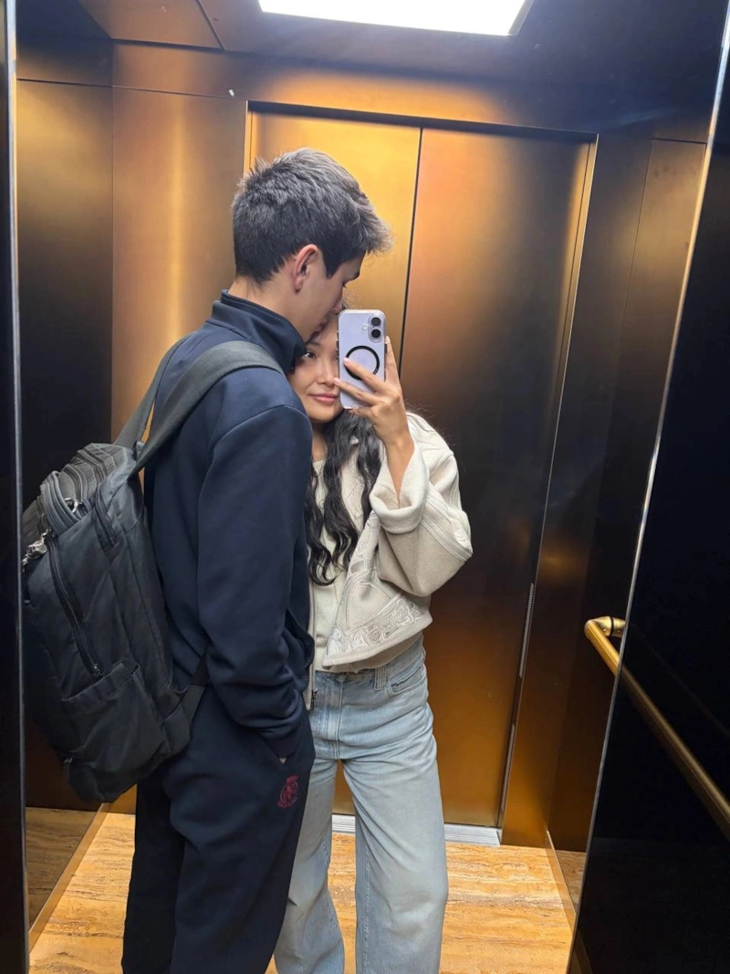 Жавохир Синдаров и Бибисара Асаубаева Жавохир Синдаров и Бибисара Асаубаева