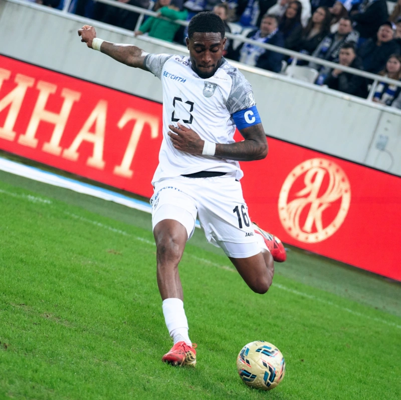 Защитник калининградского ФК «Балтика» Кевин Андраде Защитник калининградского ФК «Балтика» Кевин Андраде