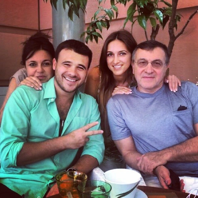 Ирина Агаларова с бывшим мужем Аразом и детьми