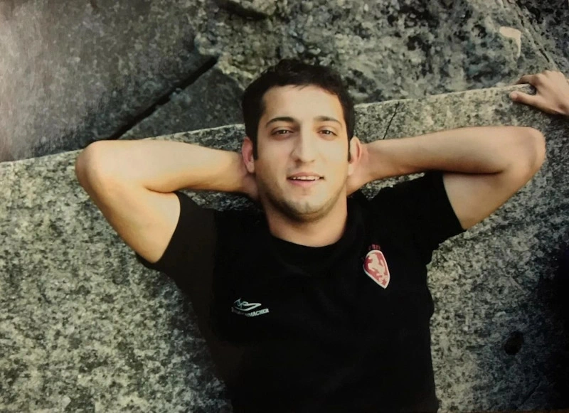 Арарат Кещян в молодости Арарат Кещян в молодости