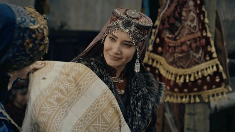 Юлдуз Раджабова в сериале «Основание: Осман»