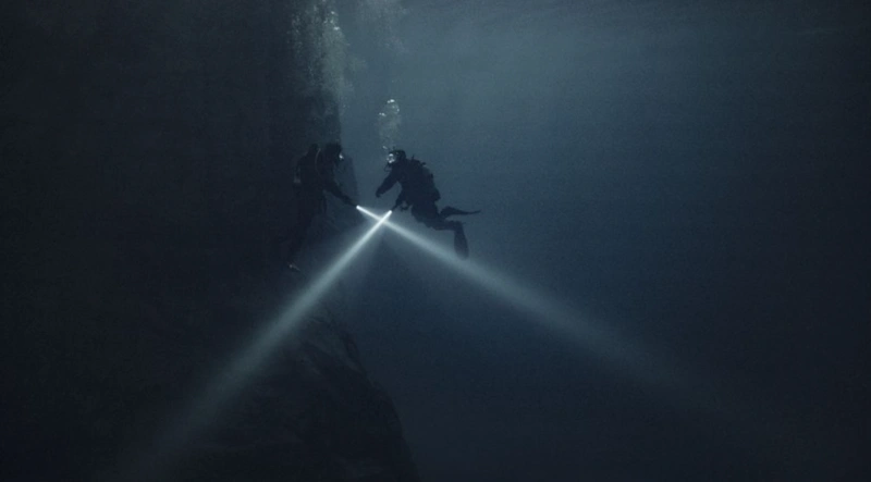Кадр из фильма «Глубокое погружение»