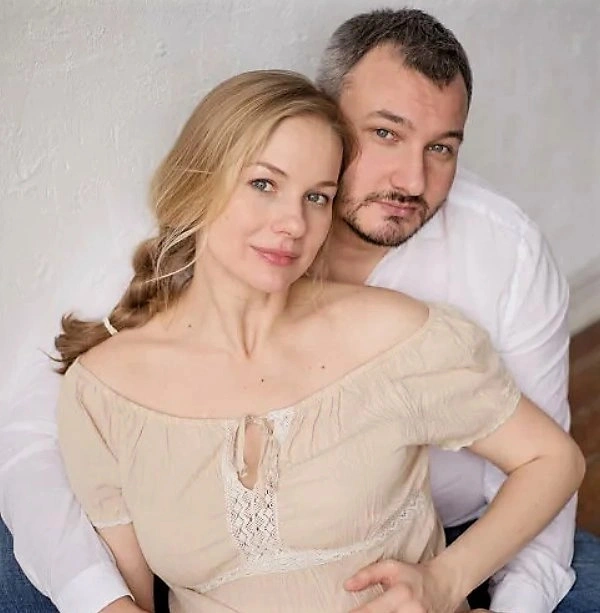 Елена Аросьева с мужем
