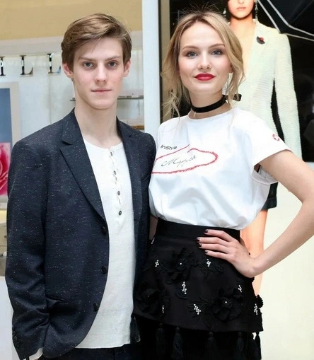 Павел Табаков и Софья Синицына