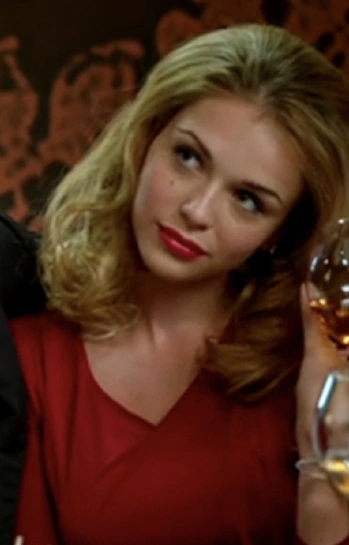 Софья Синицына в сериале «Кухня»