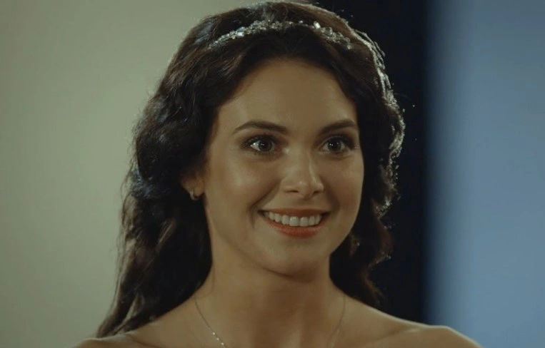 Диана Розовлян в сериале «Танец мотылька»