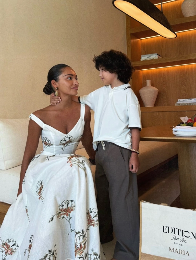 Мария Мельникова с сыном