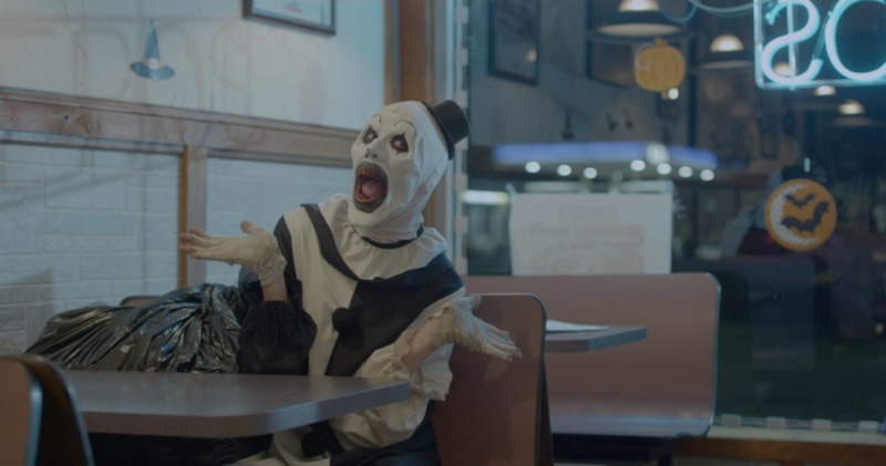 Дэвид Ховард Торнтон в фильме «Ужасающий»