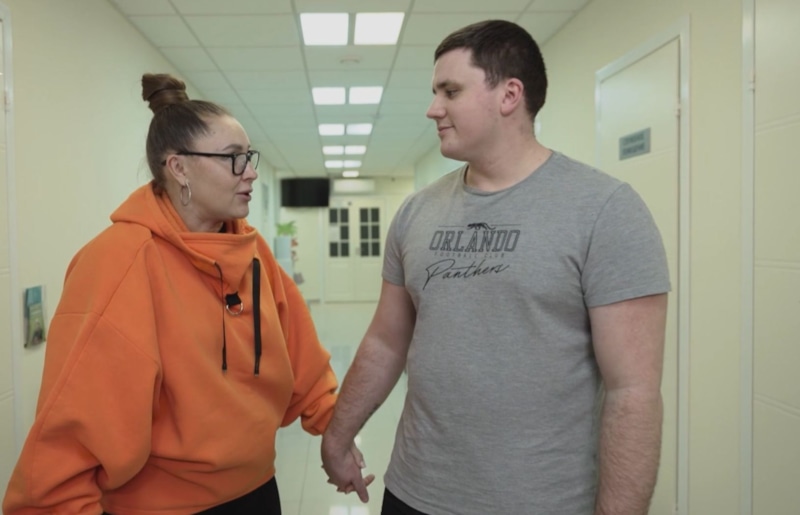 Олеся Красавина с мужем в шоу «Беременна в 45»