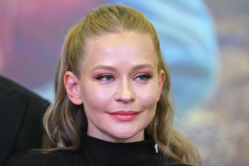 Юлия Пересильд рассказала о ночном ЧП с младшей дочерью