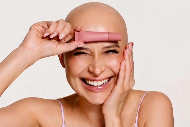 Онкобольная Лерчек запустила бренд косметики