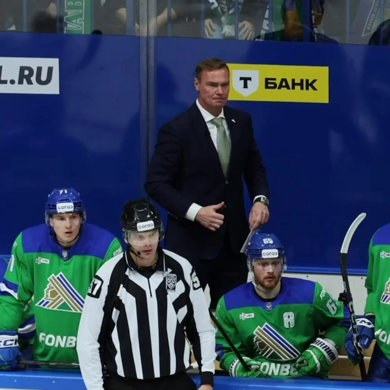 Виктор Козлов — главный тренер «Салавата Юлаева»
