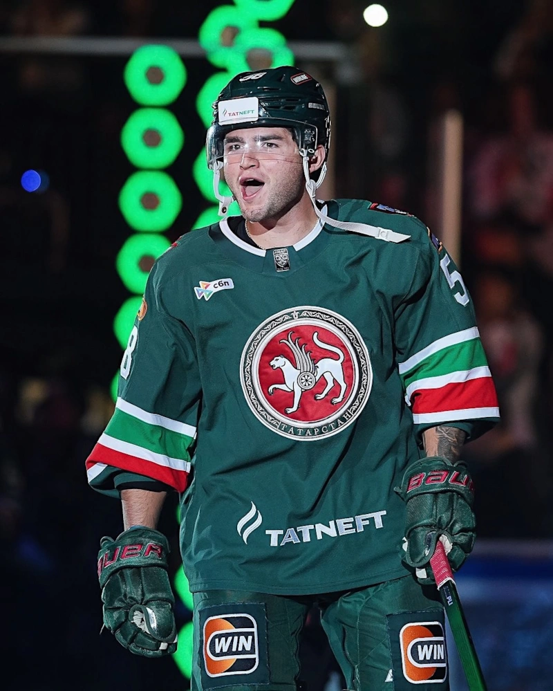 Защитник «Ак Барс» Митчелл Миллер 