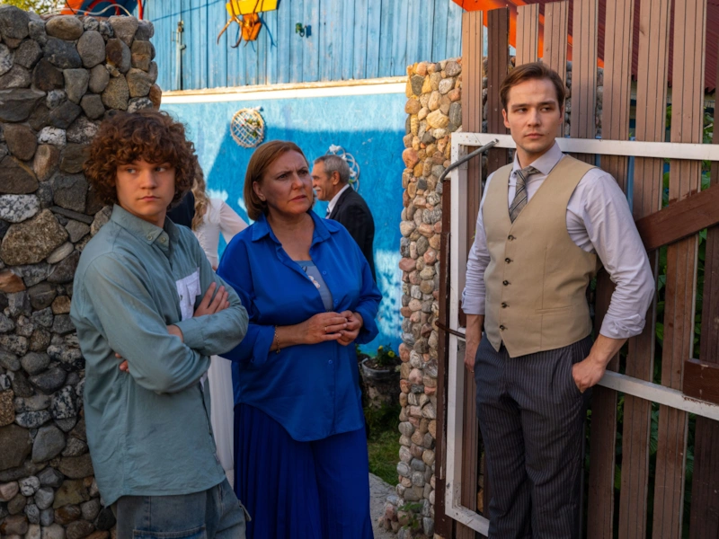 Кадр из сериала «Теплый ветер с севера»