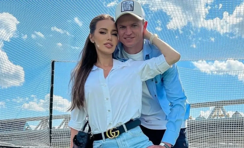 Анастасия Костенко призналась в романе с женатым Тарасовым