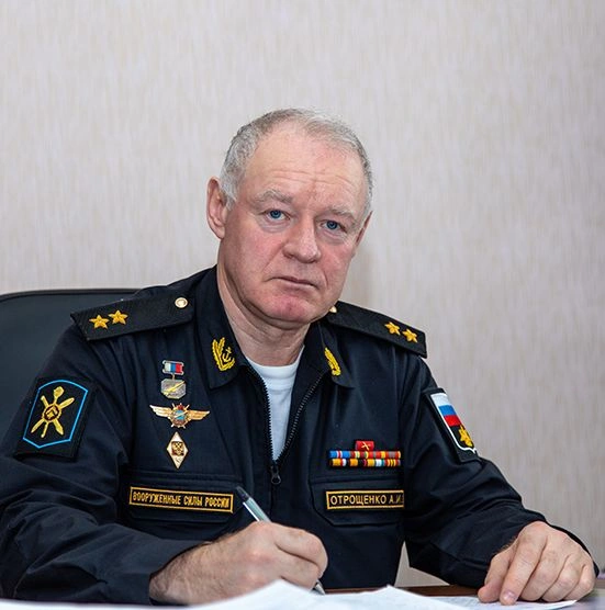Командир смешанного авиационного корпуса Северного флота Александр Отрощенко