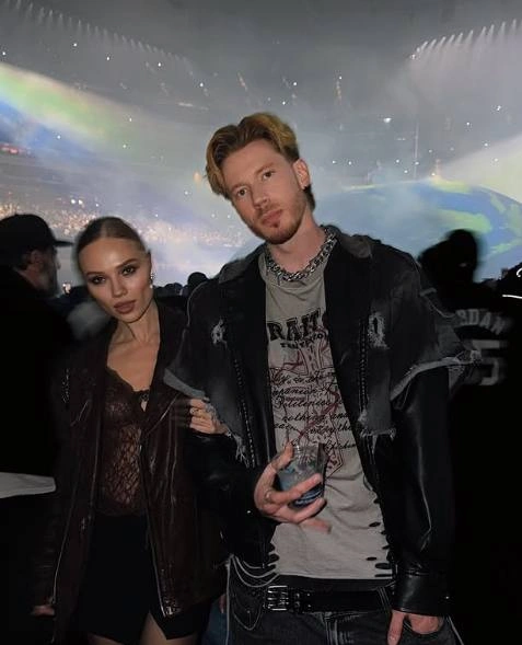 Карина Филимонова и Никита Пресняков Карина Филимонова и Никита Пресняков