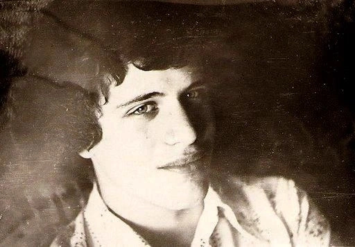 Дмитрий Бак в молодости Дмитрий Бак в молодости