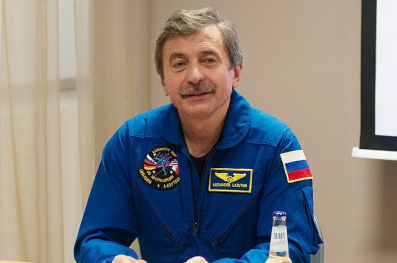 Александр Лазуткин — российский космонавт, Герой России