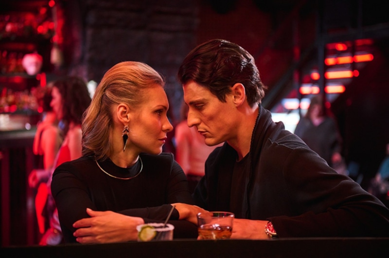 Кадр из сериала «Роковой мужчина» Кадр из сериала «Роковой мужчина»