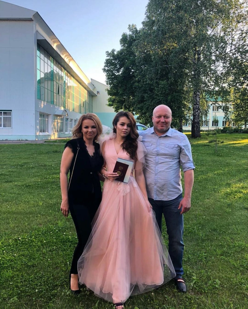 Николай Заварухин с женой Николай Заварухин с женой