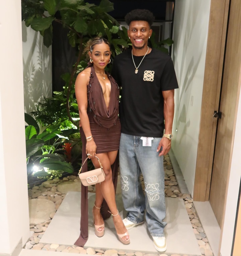 Матео Кассьерра с женой