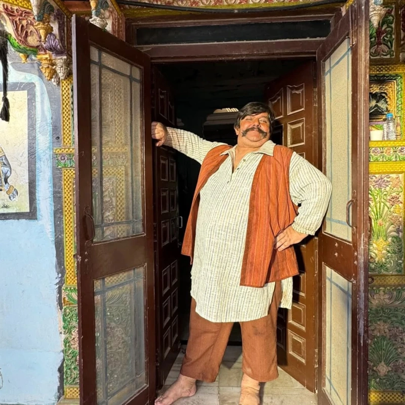 Виктор Захаров в комедийном мюзикле «Королек моей любви»