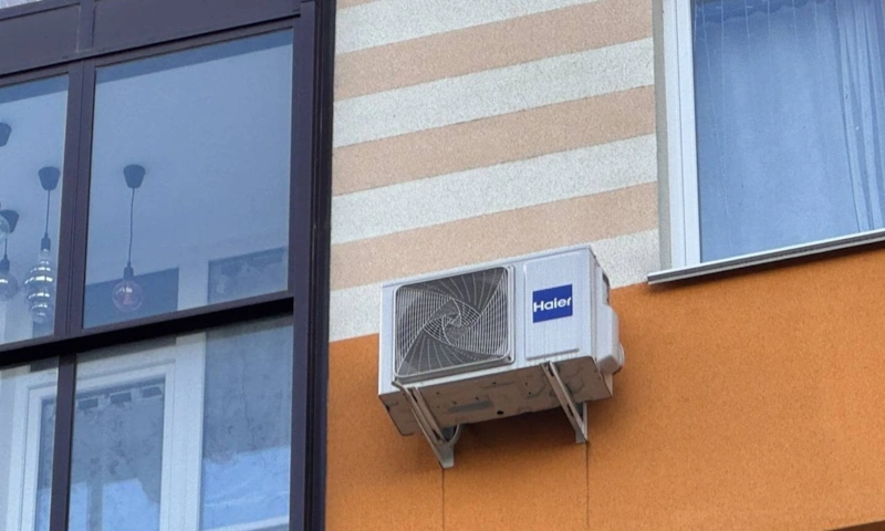 Скрытый риск: кондиционер на фасаде