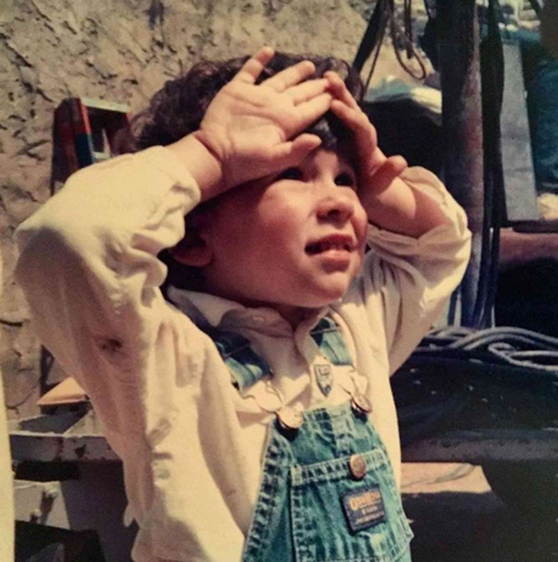 Дэн Леви в детстве Дэн Леви в детстве