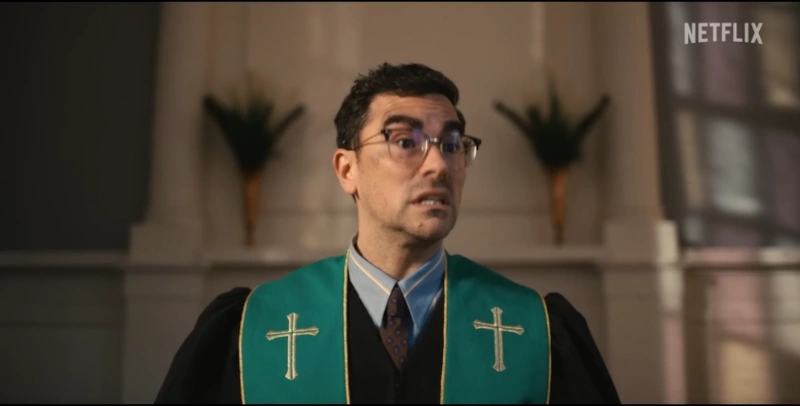 Дэн Леви в комедии «Большие ошибки» Дэн Леви в комедии «Большие ошибки»